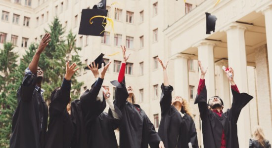 Foto di gruppo laureati|Calamita per la festa di laurea